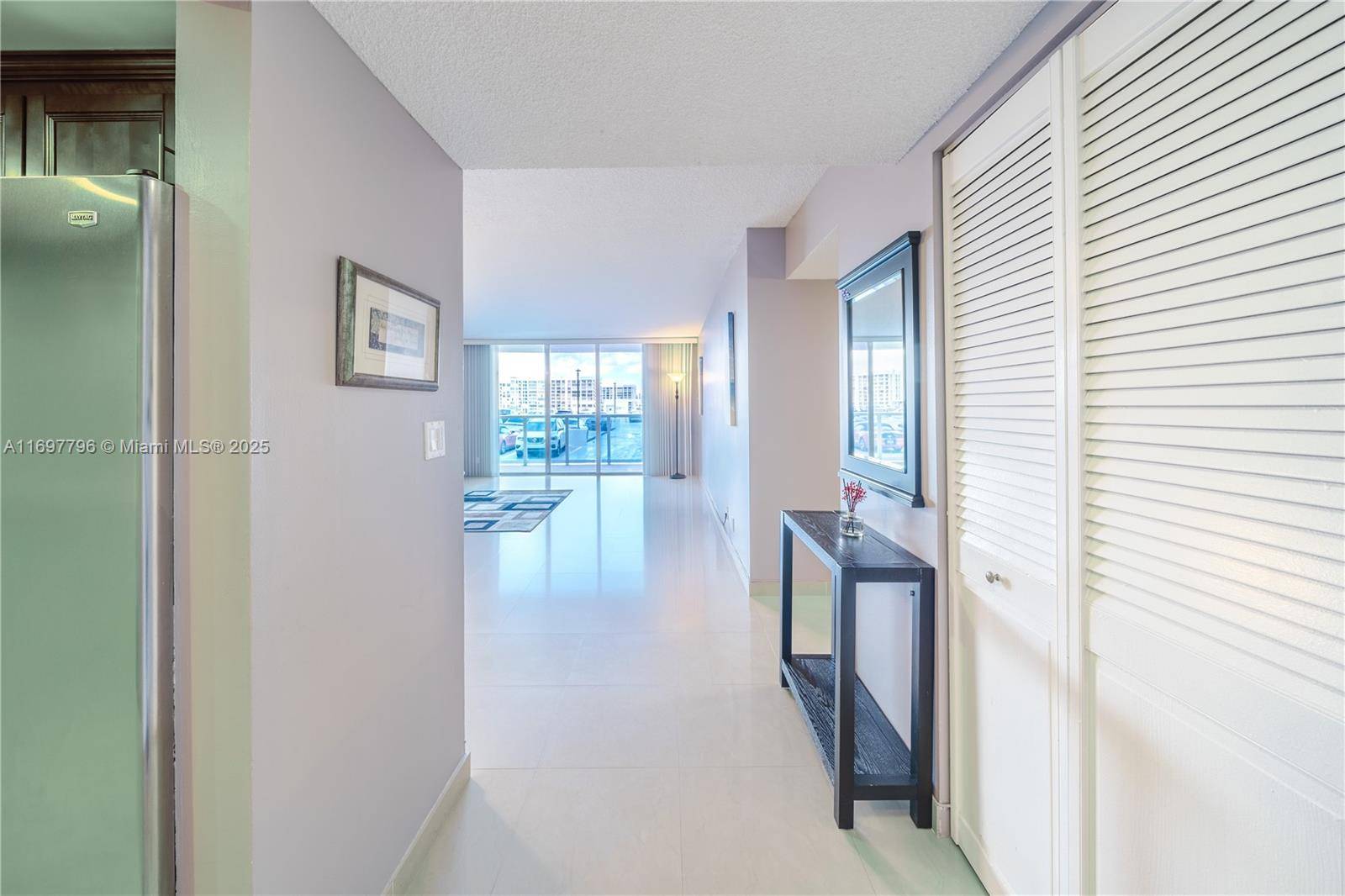 Hollywood, FL 33019,3800 S Ocean Dr #301