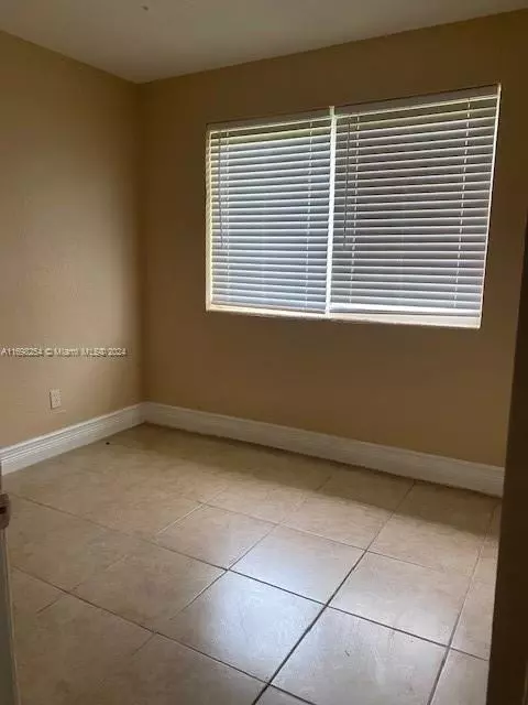 Miami, FL 33147,6616 NW 15th Ave #2