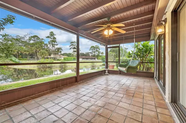 Coral Springs, FL 33071,1600 Riverwood Ln
