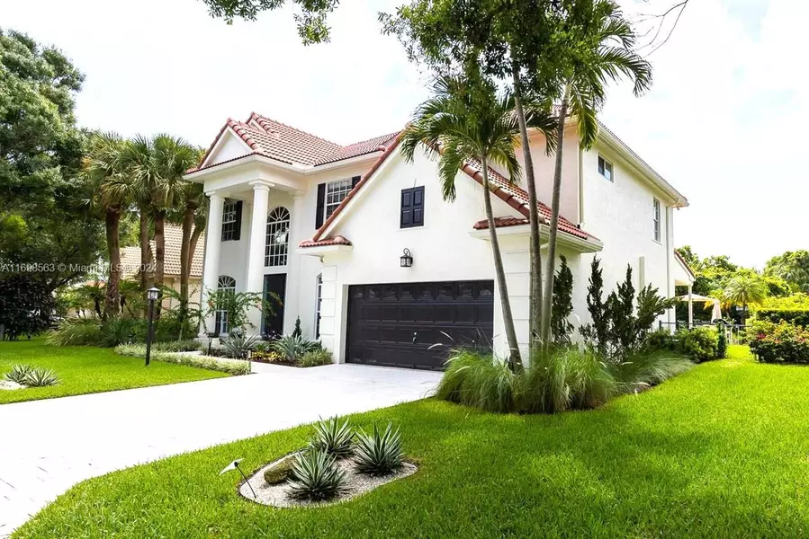 131 Satinwood Ln, Palm Beach Gardens, FL 33410