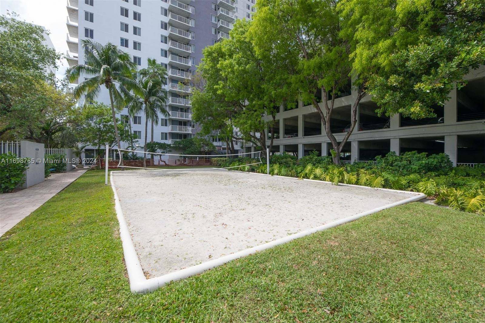 Miami, FL 33136,800 N Miami Ave #E-1708