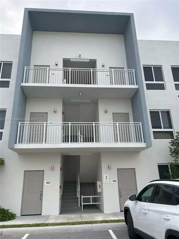 Dania Beach, FL 33004,610 NE 2 ST #304