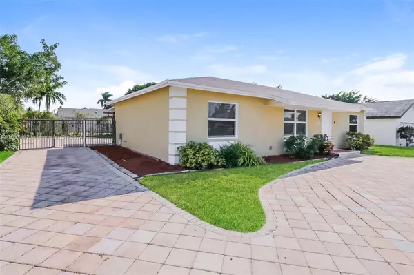 Boca Raton, FL 33434,19426 Colorado Cir