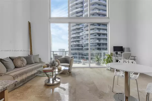 Miami, FL 33131,1050 Brickell Ave #2416