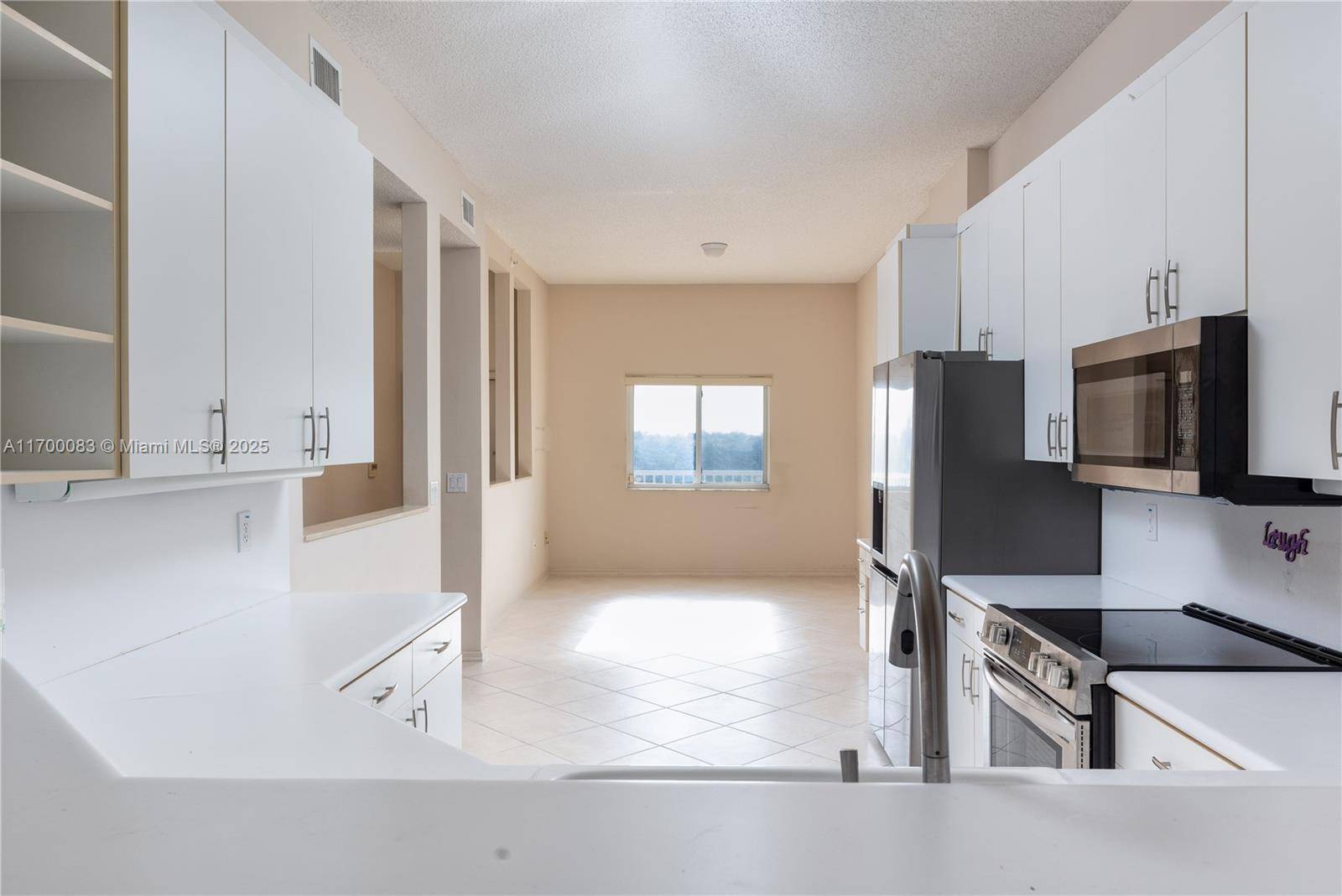 Tamarac, FL 33321,7793 Granville Dr #411