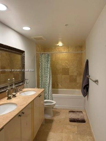 Hallandale Beach, FL 33009,1755 E Hallandale Beach Blvd #2005E