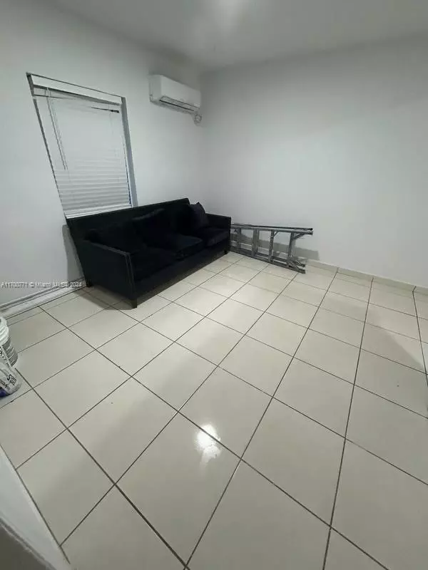 Miami, FL 33135,635 SW 16th Ave #4