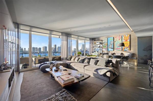 1000 Venetian Way #1408, Miami, FL 33139