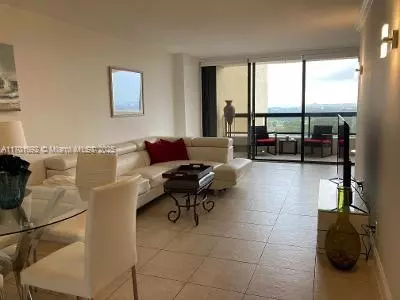 Miami Beach, FL 33140,2555 Collins Ave #1410