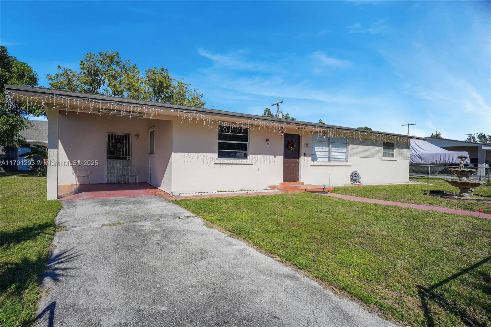 75 W 36th Pl, Hialeah, FL 33012