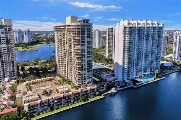 Aventura, FL 33180,20191 E Country Club Dr #2310