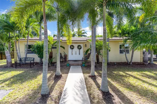 15550 SW 307th St,  Homestead,  FL 33033