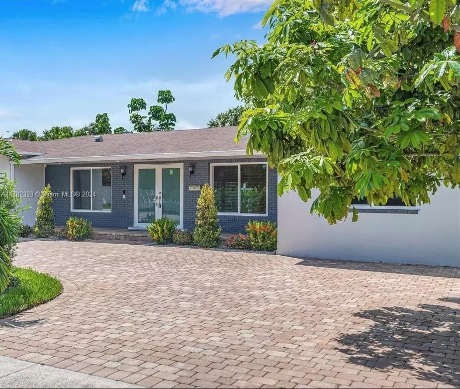 Miami, FL 33179,21060 NE 18th Ct