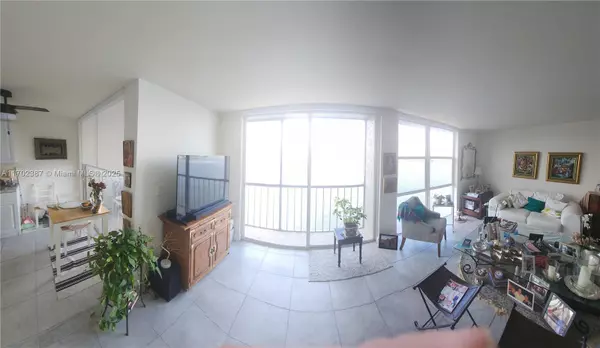 Sunny Isles Beach, FL 33160,17600 N Bay Rd #N905