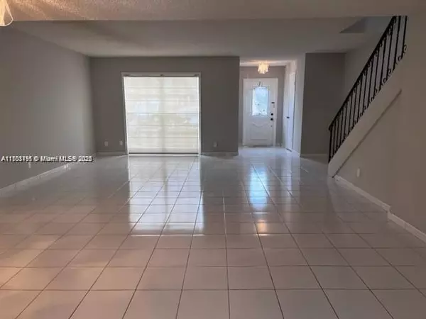 Hallandale Beach, FL 33009,2408 NE 10th St #122