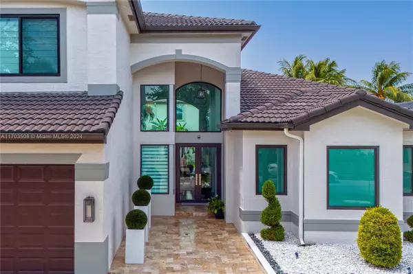 Miramar, FL 33029,18512 SW 49th St