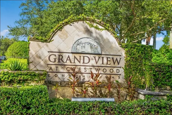 1600 S Crestwood Ct S #1606, Royal Palm Beach, FL 33411