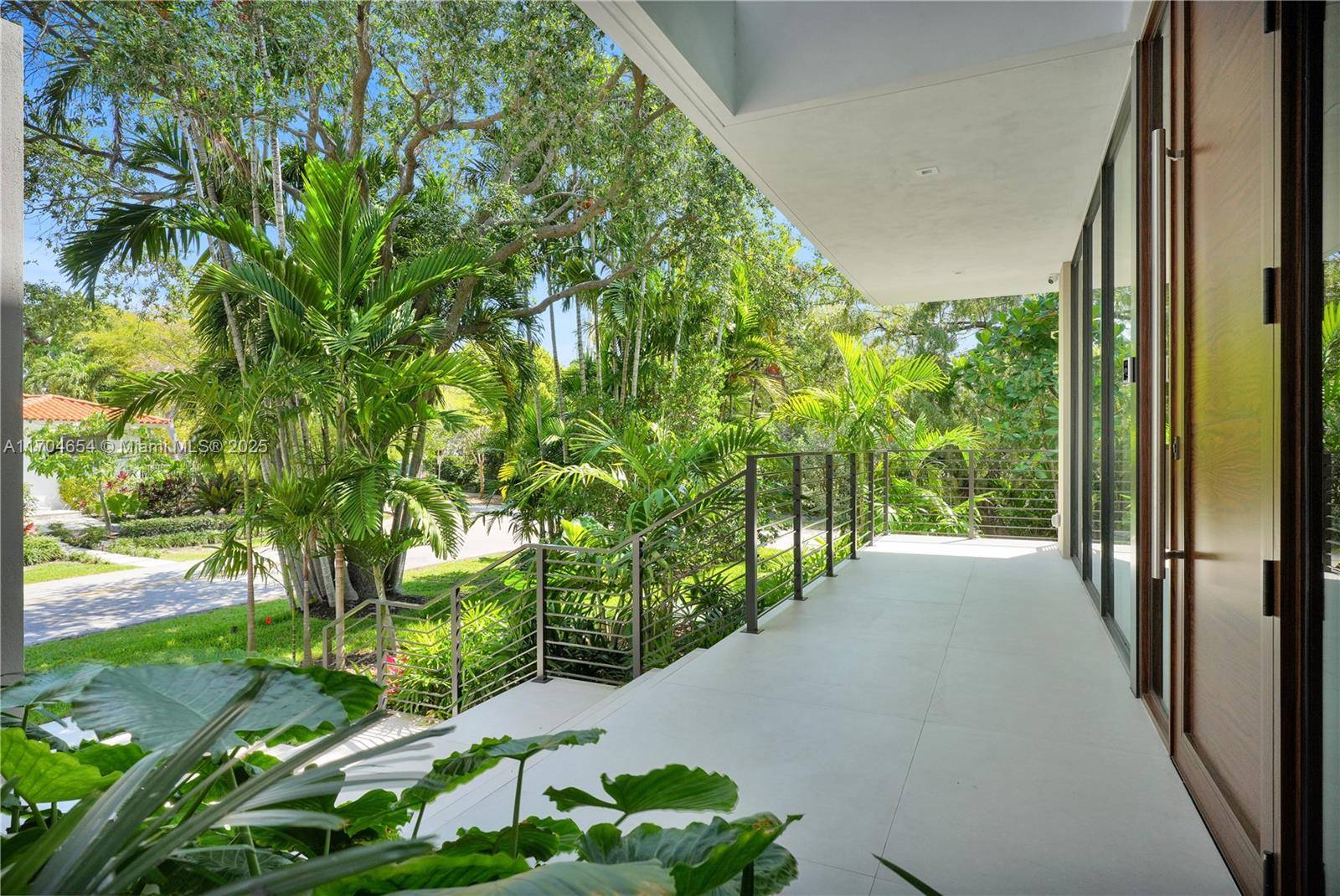 Key Biscayne, FL 33149,100 Hampton Ln