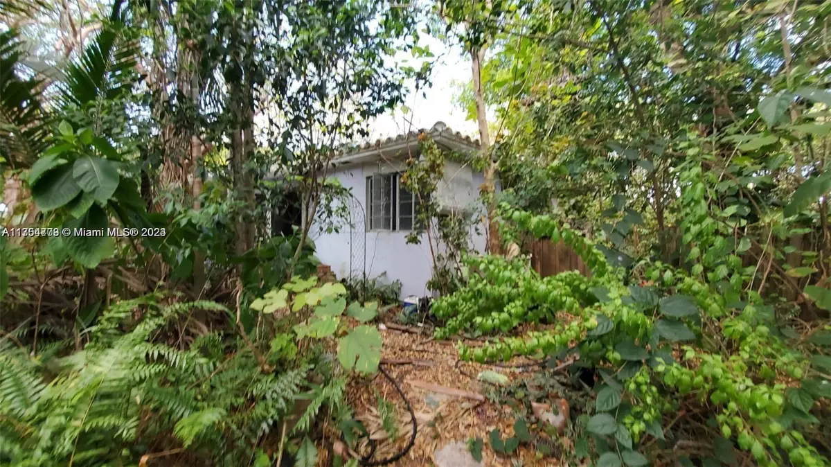 Hollywood, FL 33020,2315 Grant St