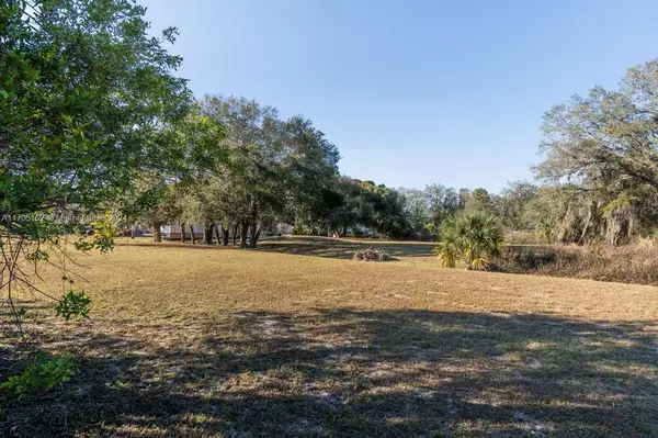 Other City - In The State Of Florida, FL 33440,225 N Arboleda St