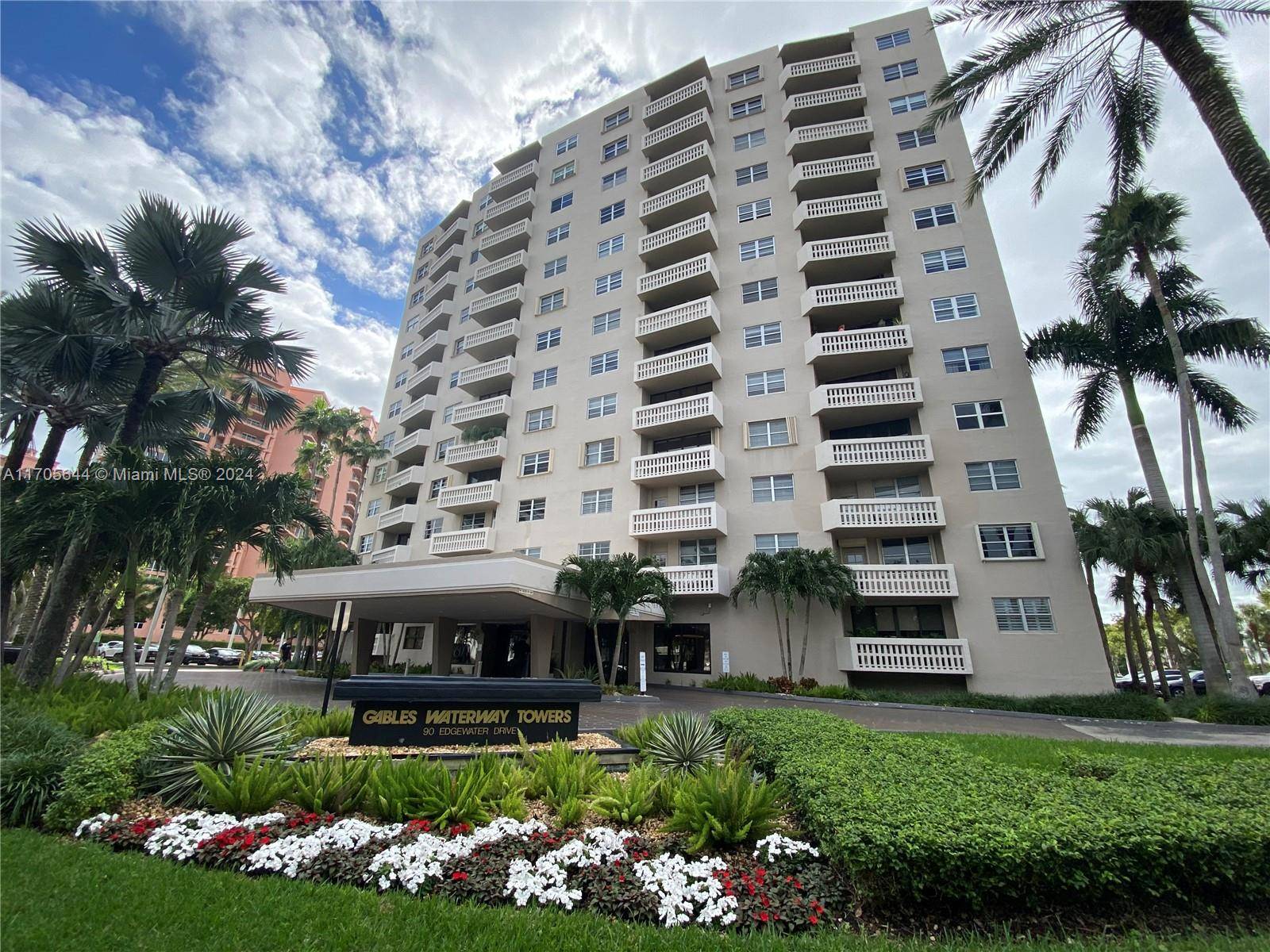 90 Edgewater Dr #805, Coral Gables, FL 33133