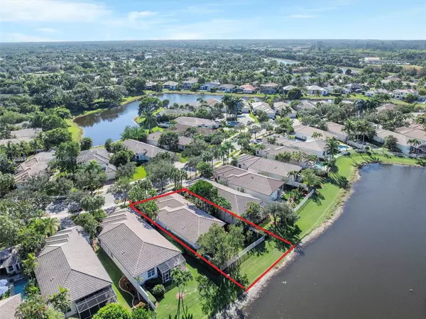 Weston, FL 33327,2553 Bay Pointe Dr