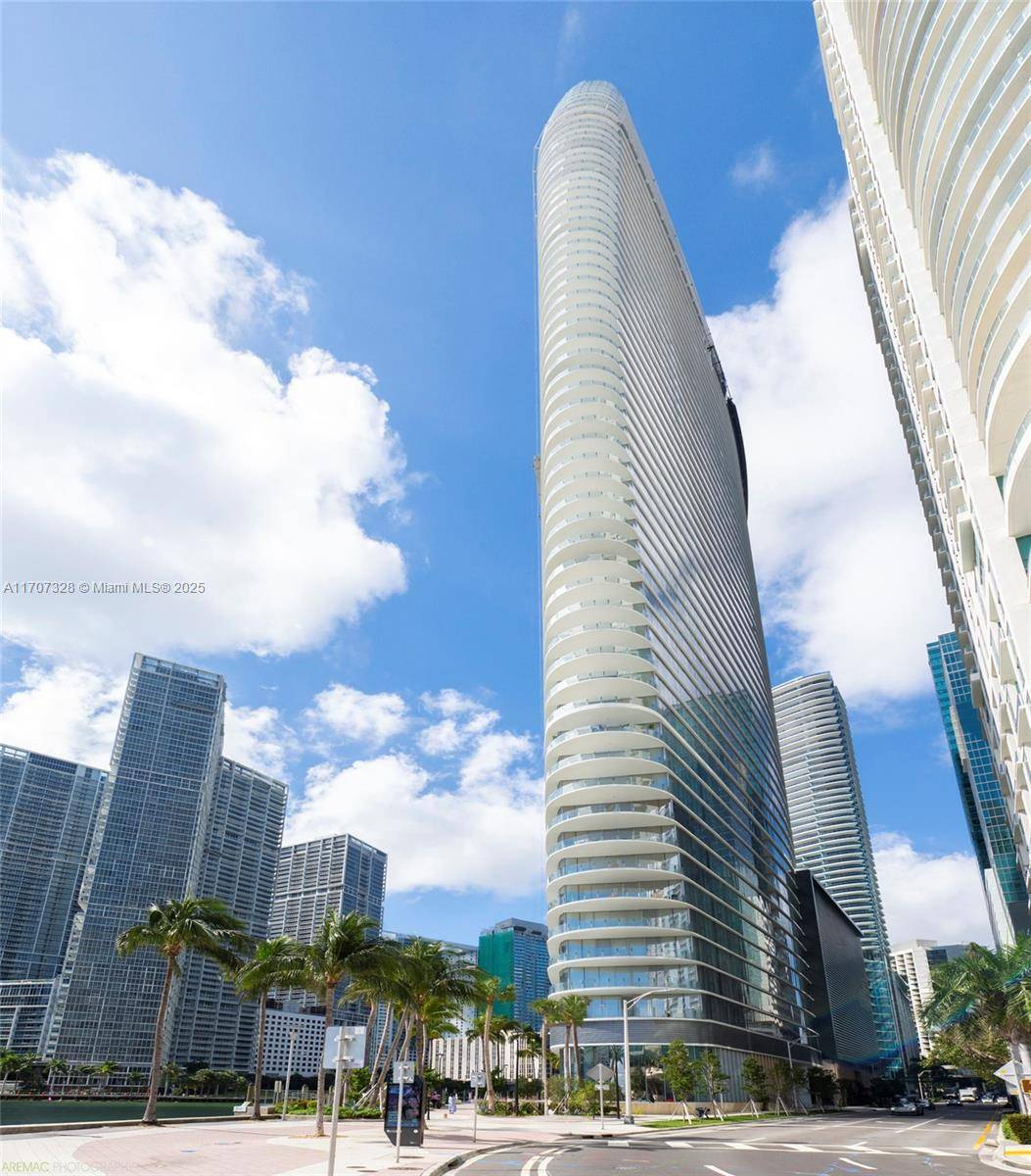 300 Biscayne Blvd Way #3406, Miami, FL 33131