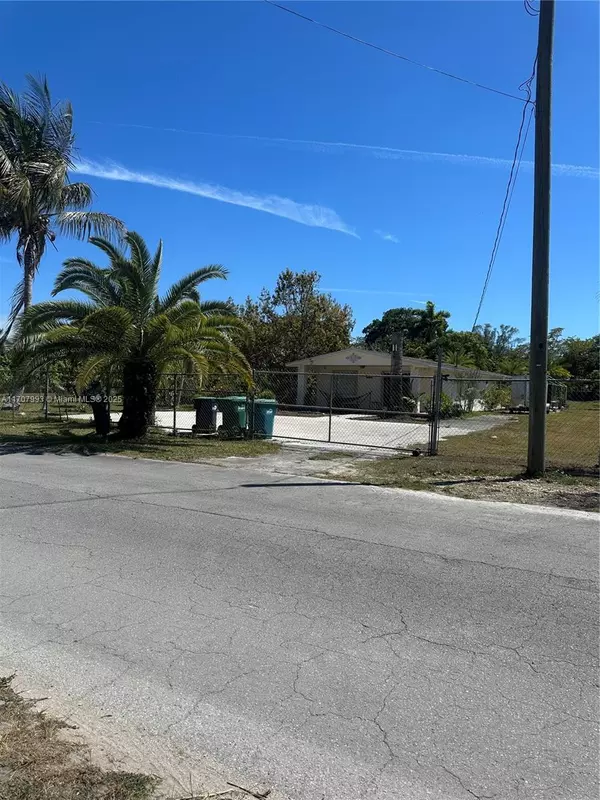 Miami, FL 33187,19331 SW 188th St