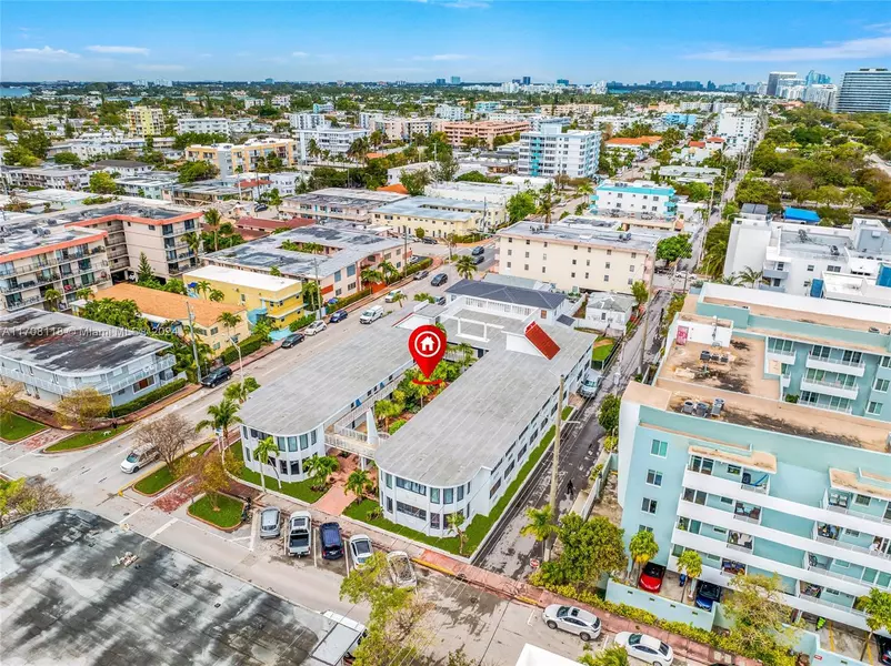 235 78th St, Miami Beach, FL 33141