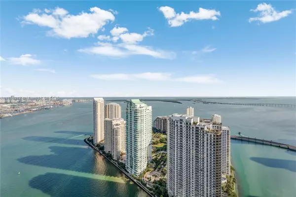 300 Biscayne Blvd Way #4601, Miami, FL 33131