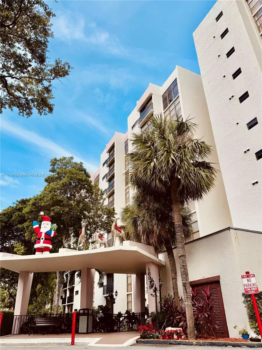 Sunny Isles Beach, FL 33160,16919 N Bay Rd #117