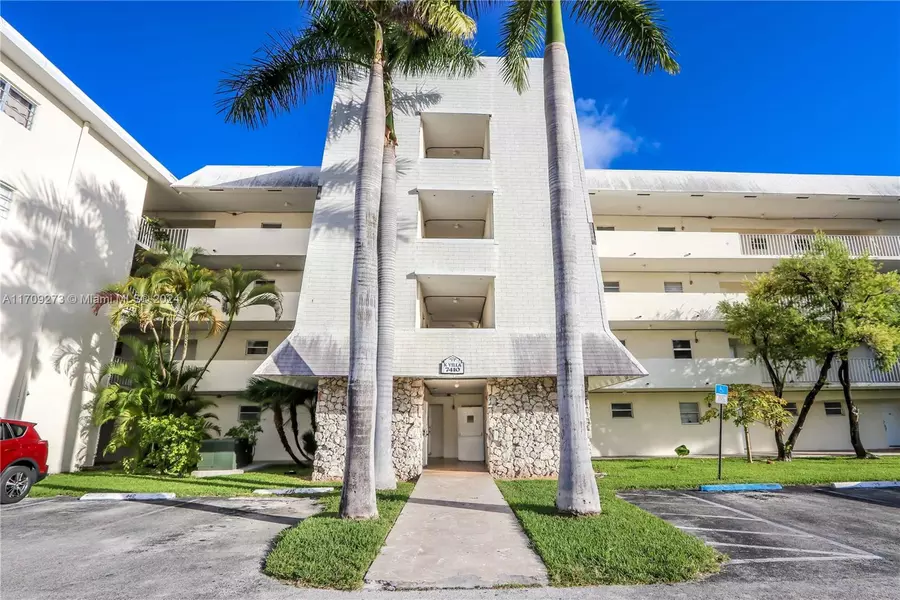 7410 SW 82nd St #K405, Miami, FL 33143