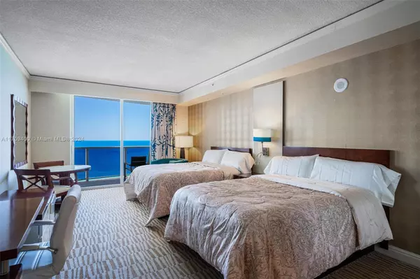 Sunny Isles Beach, FL 33160,18001 Collins Ave #3006