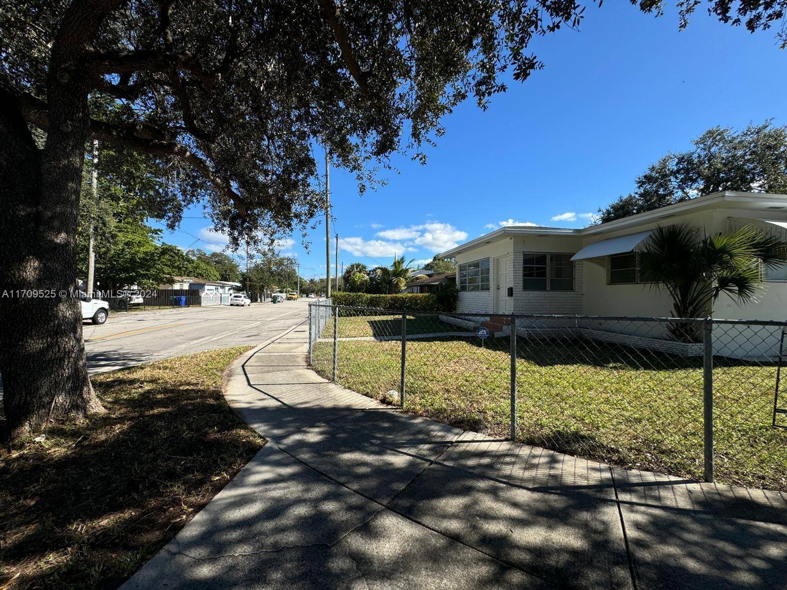 Miami, FL 33127,890 NW 55th St #1