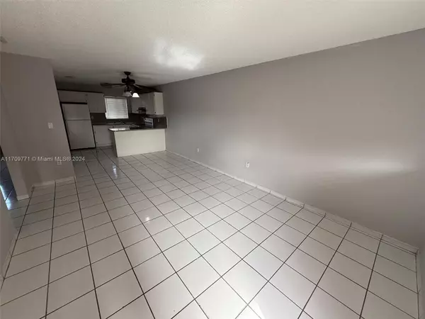 Hialeah, FL 33016,6278 W 22nd Ct #14