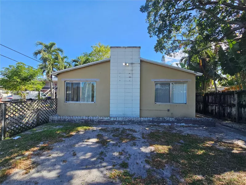 1811 N 19th Ave #A, Hollywood, FL 33020