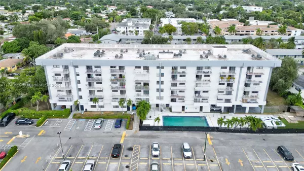 North Miami Beach, FL 33162,920 NE 169th St #517