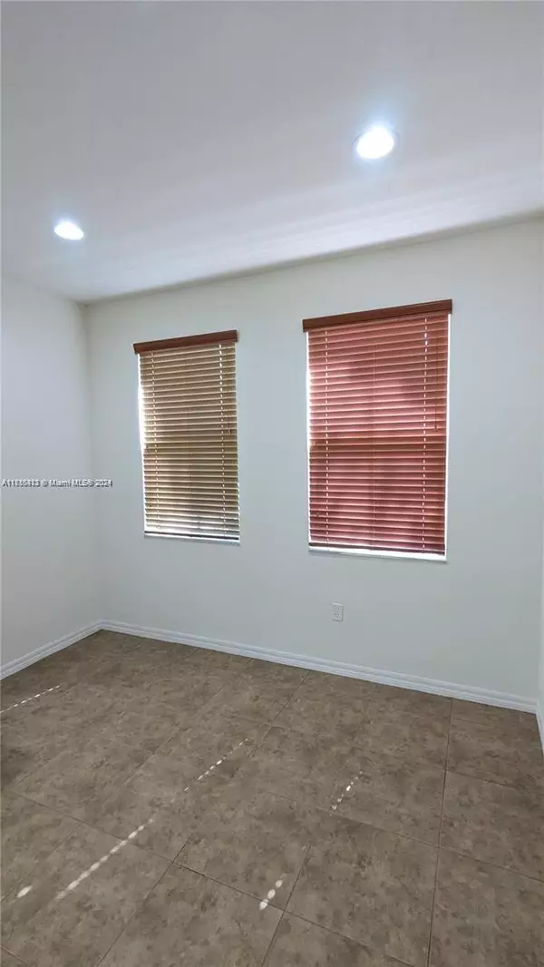Miami, FL 33196,11840 SW 154th Ave #11840