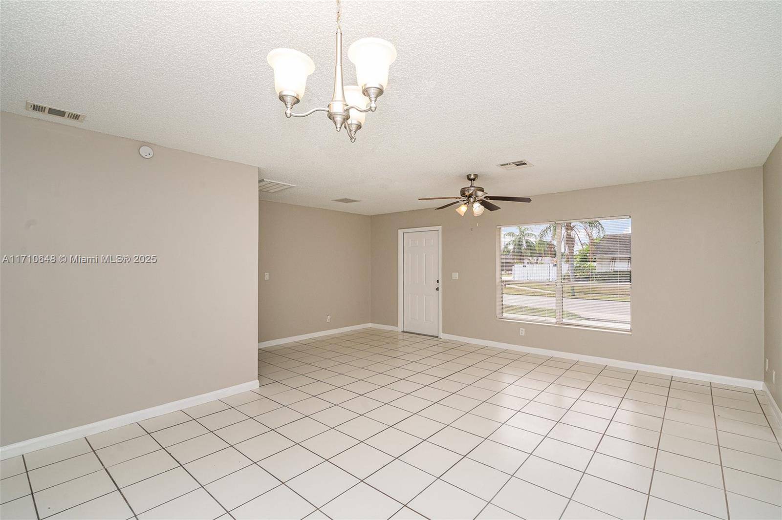 Lake Worth, FL 33463,6149 Blue Grass Cir