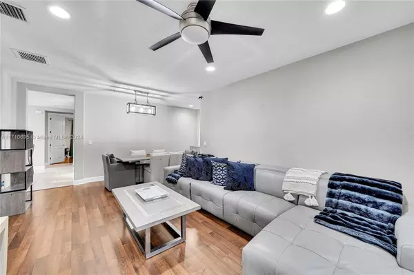Pembroke Pines, FL 33027,848 SW 147th Ave #3004
