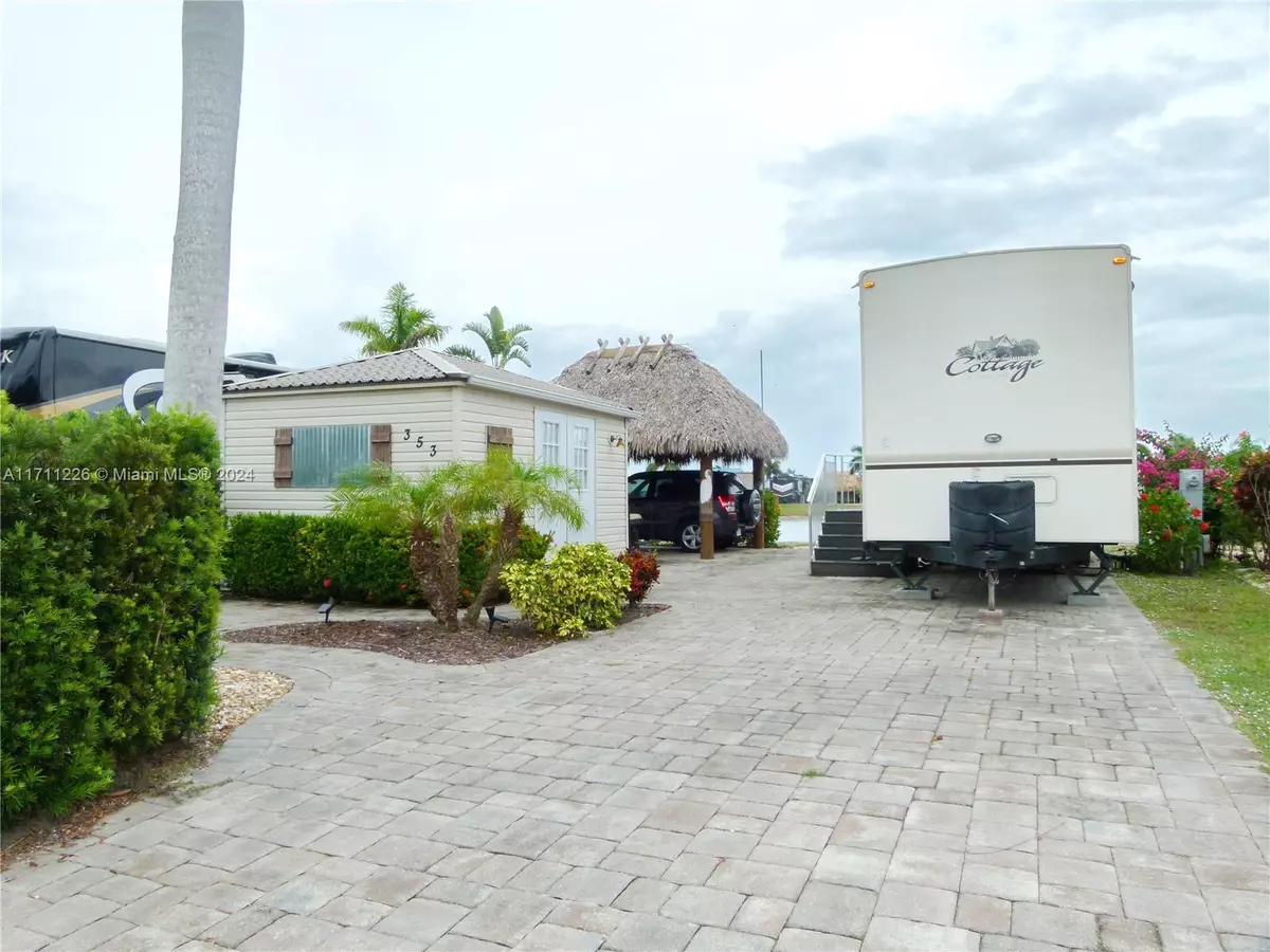 Okeechobee, FL 34974,3508 SW 7th Mnr #353