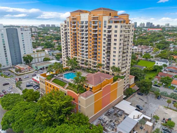 3232 SW Coral Way #203,  Miami,  FL 33145