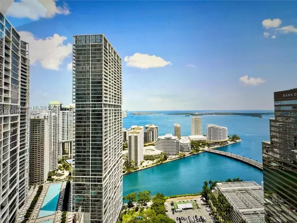 Miami, FL 33131,500 Brickell Ave #3704