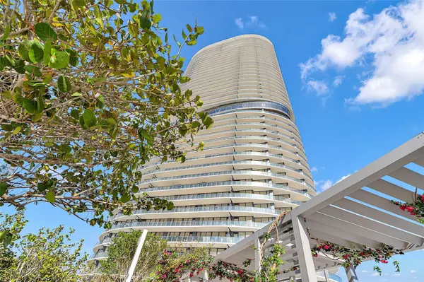 Miami Beach, FL 33139,500 Alton Road #3702