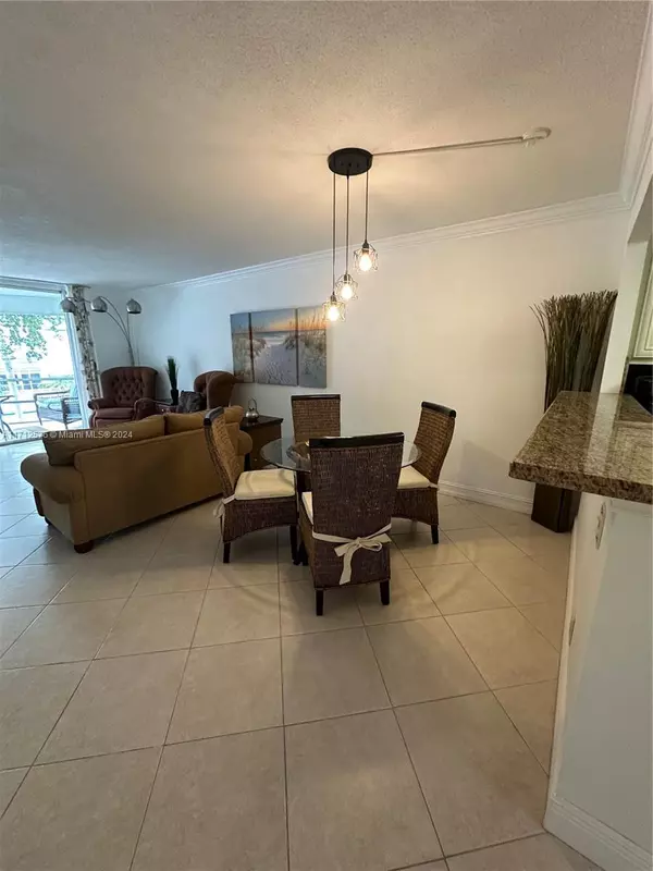 Deerfield Beach, FL 33441,400 SE 10th St #202