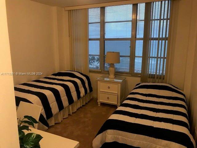 Miami Beach, FL 33140,5151 Collins Ave #1119