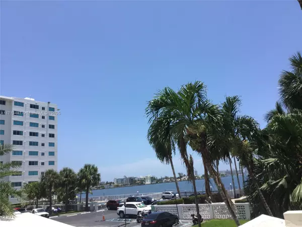 7501 E Treasure Dr #1K, North Bay Village, FL 33141