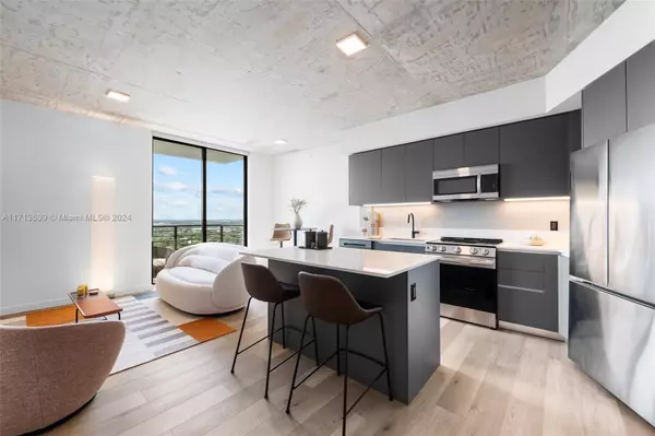 307 SW 5th #2406, Fort Lauderdale, FL 33315