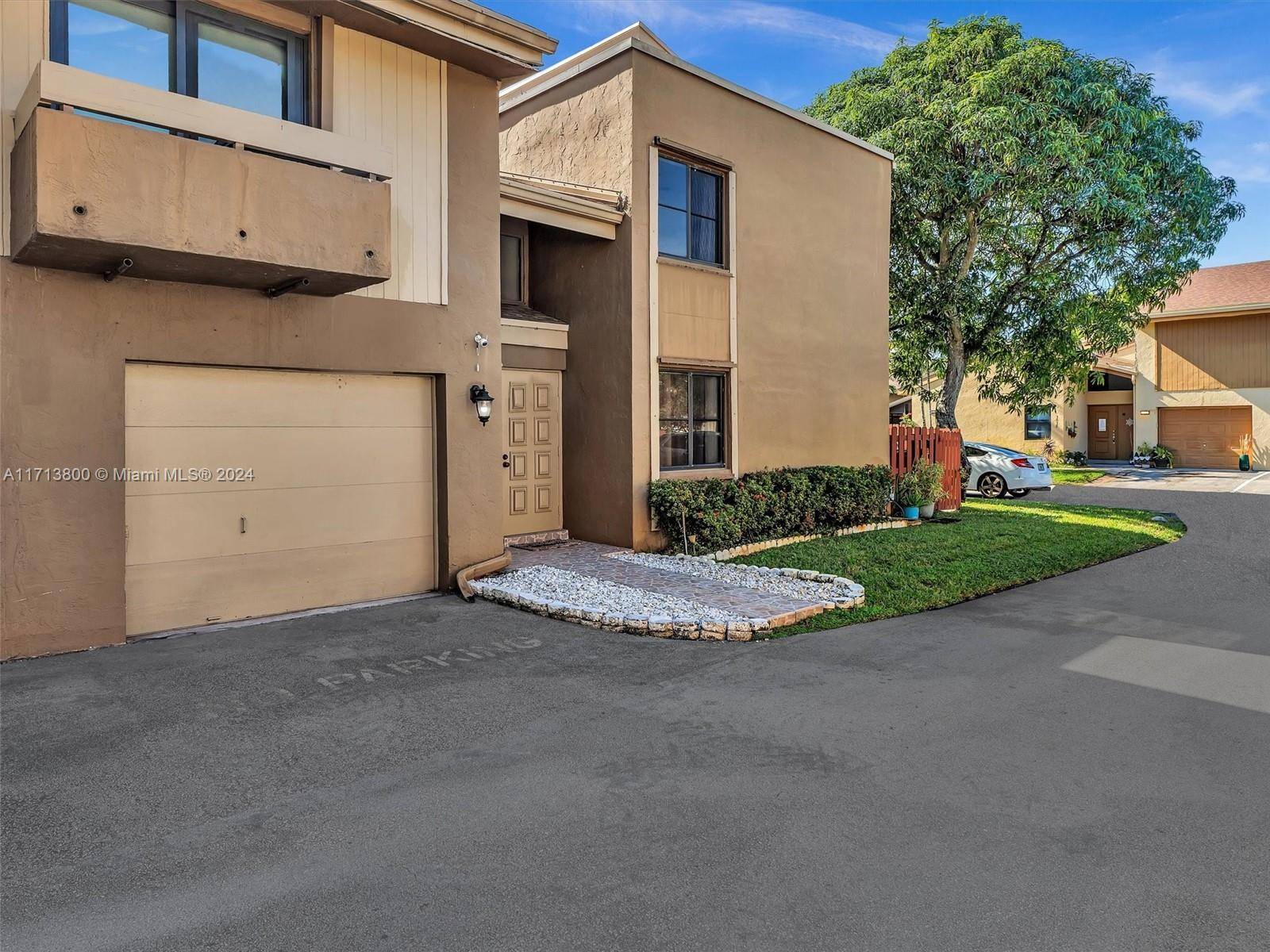 Miramar, FL 33025,3033 E Missionwood Cir #B-59