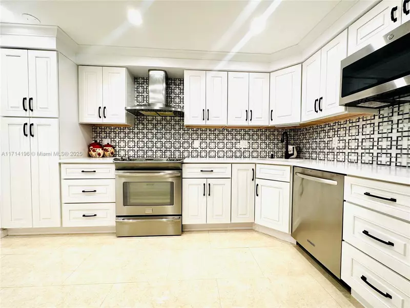 1501 S Ocean Dr #1105, Hollywood, FL 33019